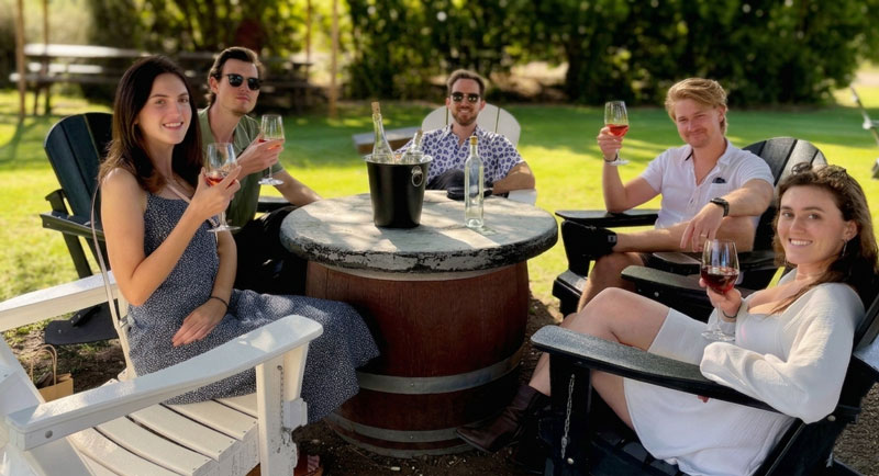 Saturday Appreciation Nights at Rideau Vineyard