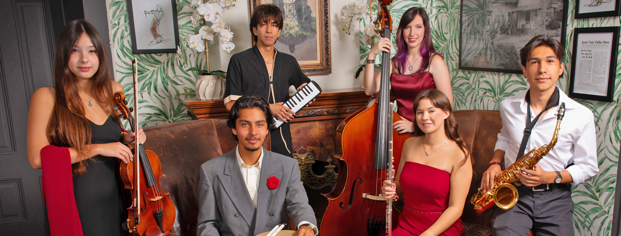 Velvet Rosa performing at Rideau Vineyard